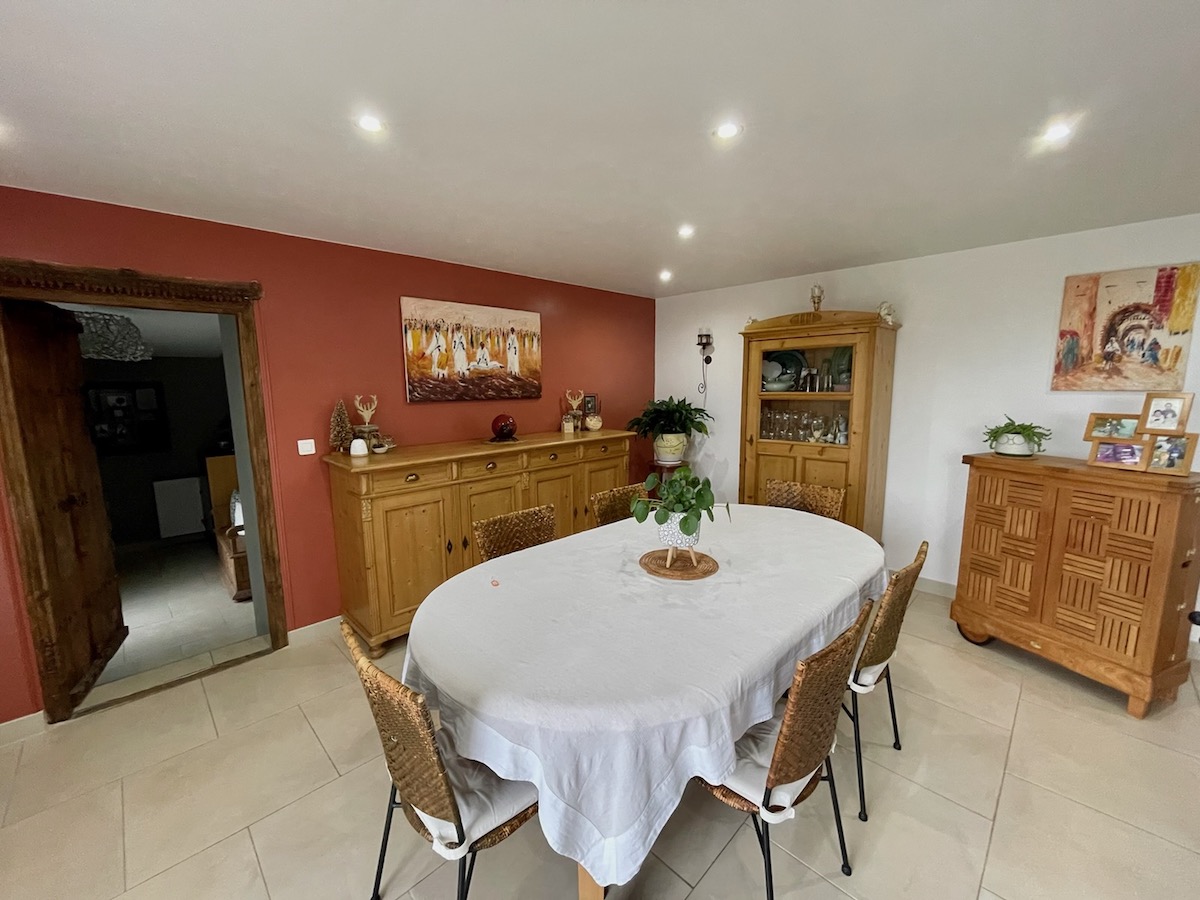 Création ambiance peinture intérieure – Noir et couleur – Angers