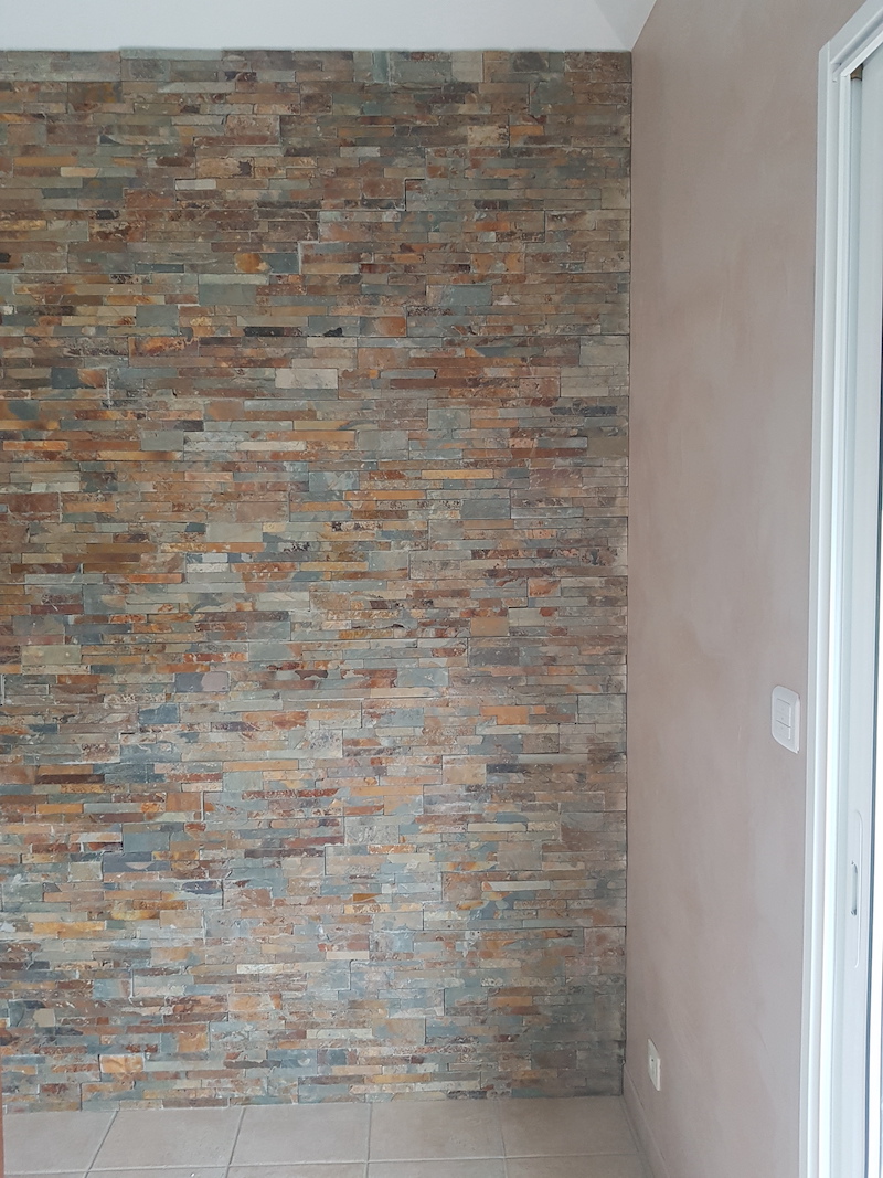 Décoration mur – Noir et couleur – Nantes