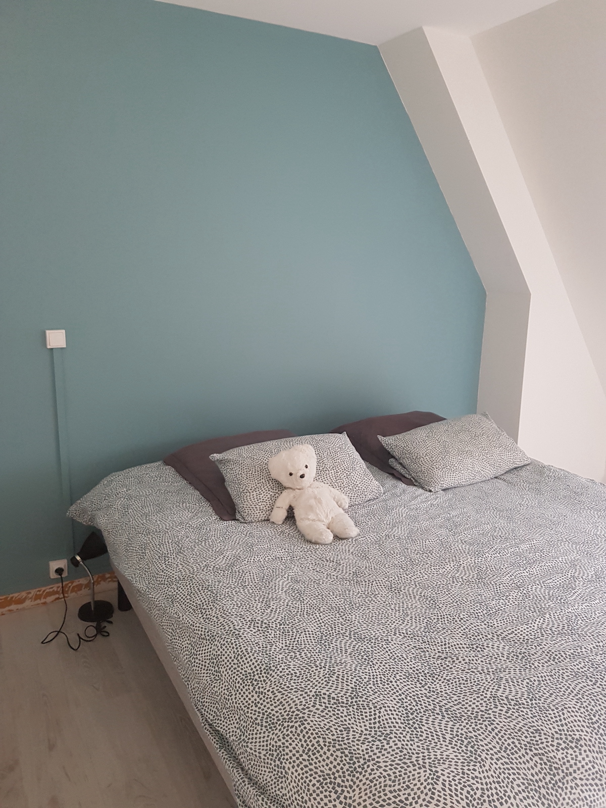 Peinture chambre enfant – Noir et couleur – Nantes