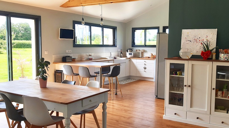 Peinture murs de cuisine – Noir et couleur – Angers