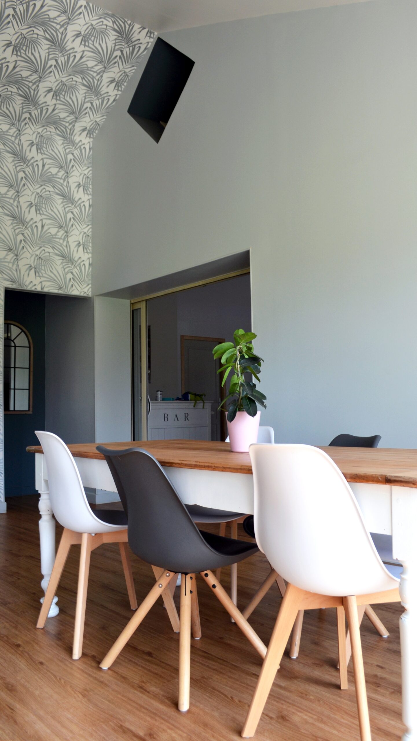 Travaux de peinture intérieure – Noir et couleur – Nantes